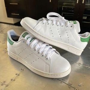 Adidas Originals Unisex Stan Smith Sneaker EUC